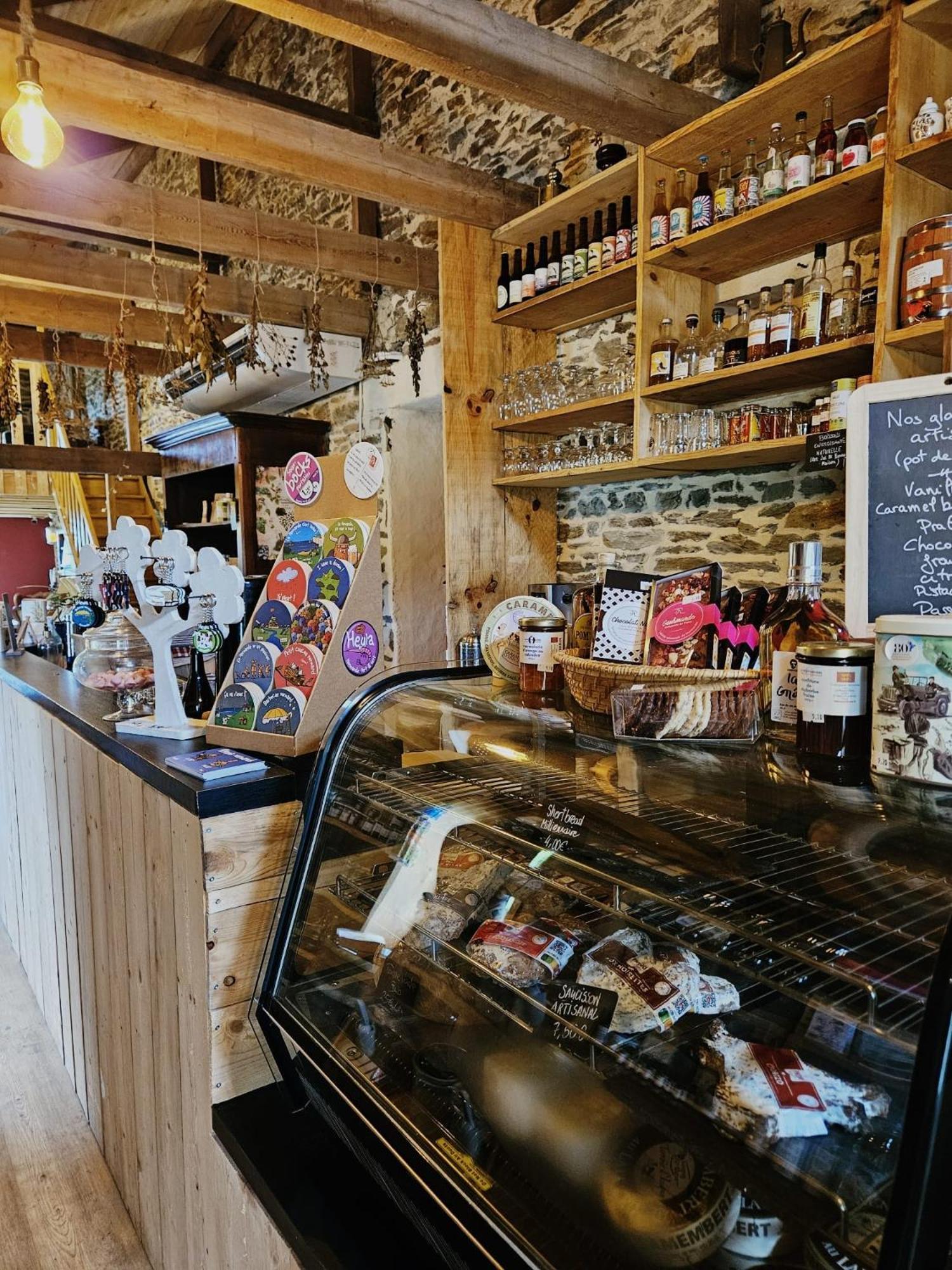 Camping A La Ferme - Hebergements Insolites Cerisy-la-Foret Екстериор снимка