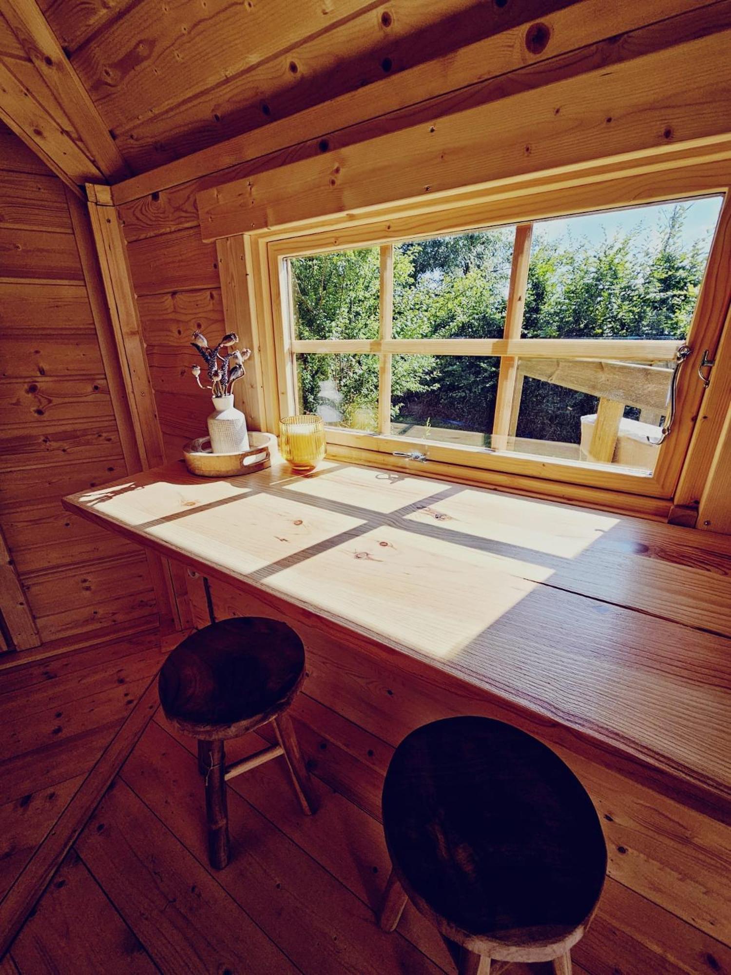 Camping A La Ferme - Hebergements Insolites Cerisy-la-Foret Екстериор снимка